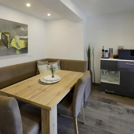 Ferienwohnung *